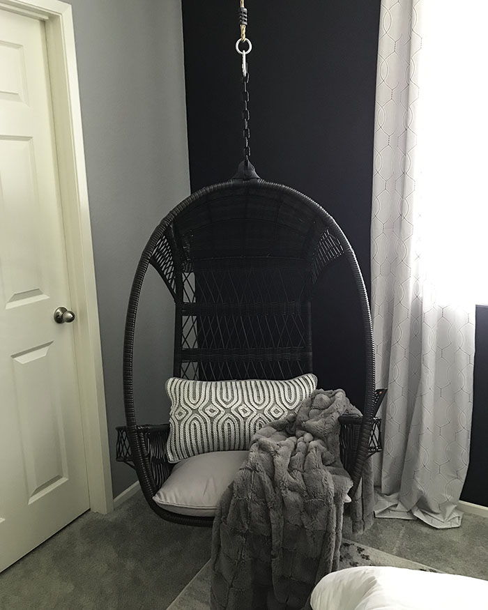 Boy's Bedroom Swing