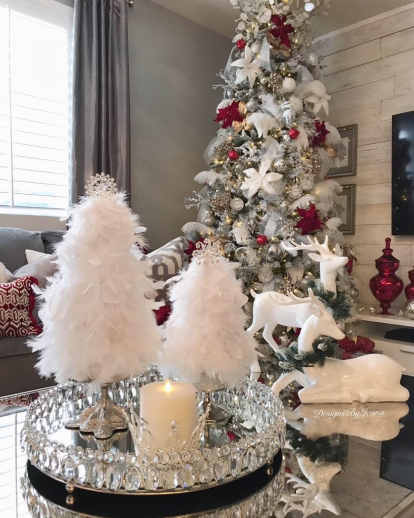 Christmas tree :My tree Use feather Boa's to look like snow  Christmas  tree feathers, Christmas tree design, Christmas tree