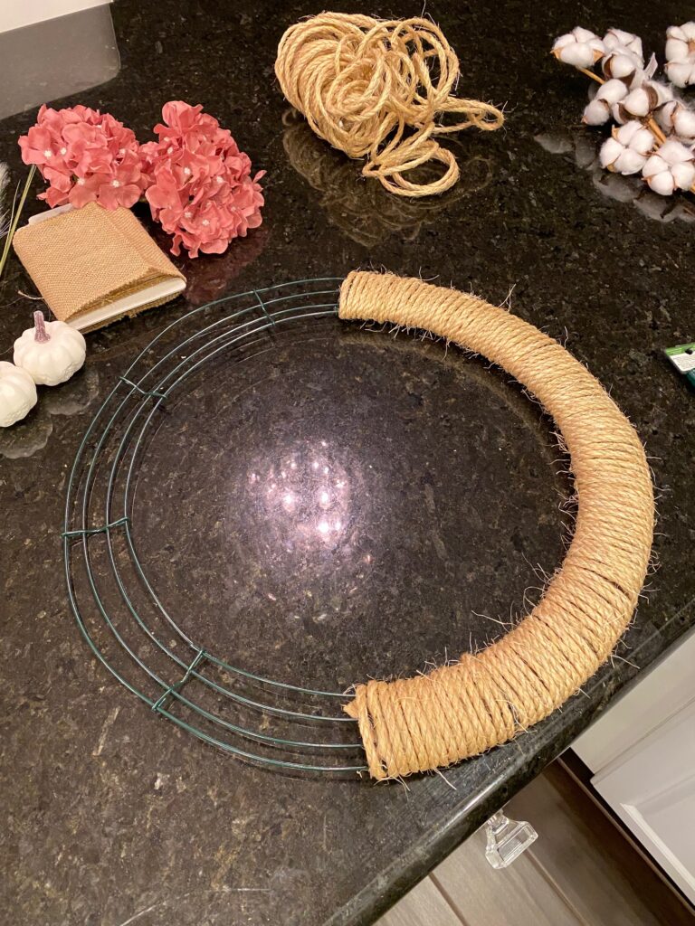 DIY_Wreath_With_Rope
