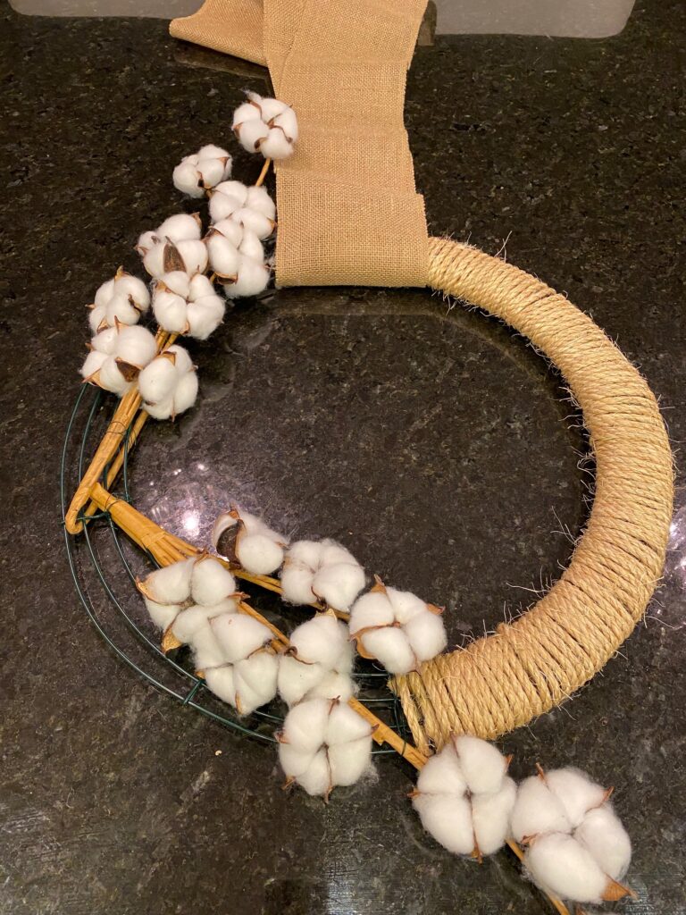 DIY_Fall_Wreath_Cotton_Stems